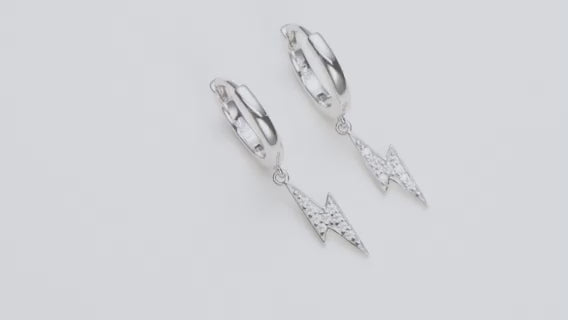 hoops earrings with ray charm moissanite video